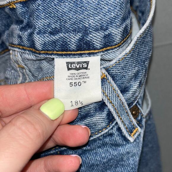Vintage Levi's Jeans 550 Relaxed FIt Tapered Leg High Rise Mom Jeans 30" waist - Picture 10 of 11
